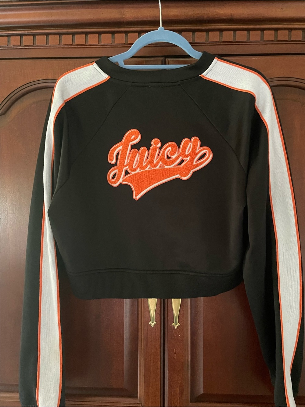 Juicy Couture Cropped Zip-Up sweatshirt XL